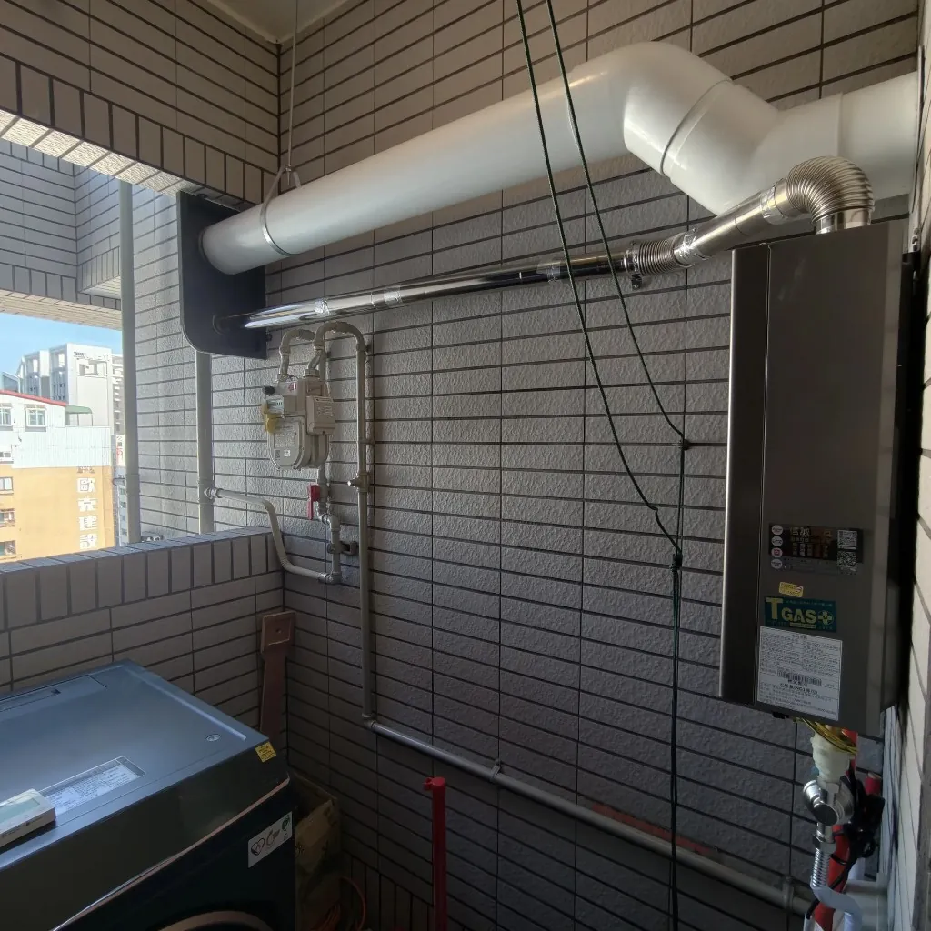 海爾DC6數位恆溫熱水器產品展示與安裝參考高雄信誠廚具實績