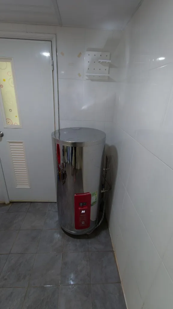 高雄前鎮福祥街櫻花EH2010M4電子調溫儲熱電熱水器直立完工實績