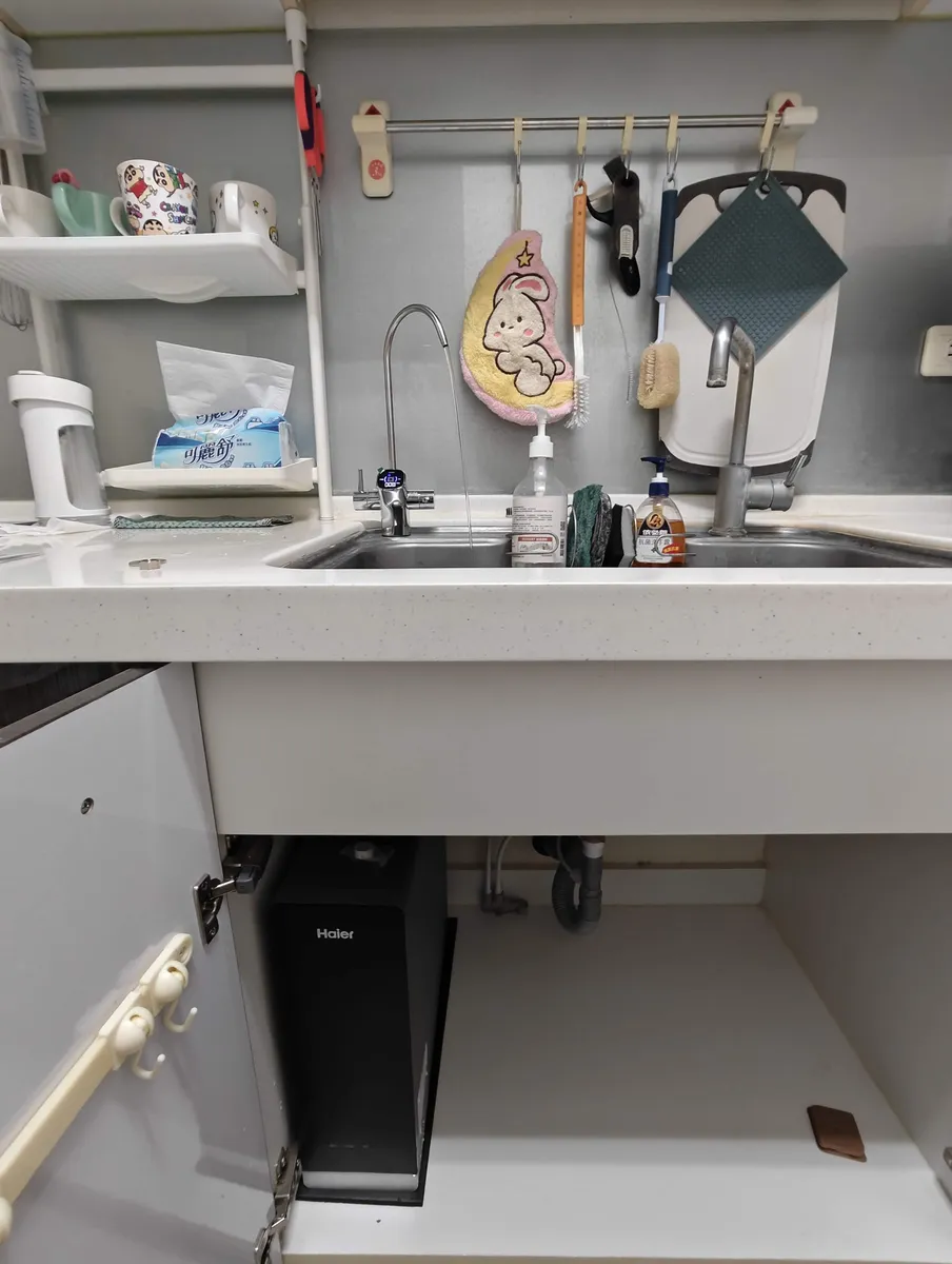 RO 淨水器櫥下安裝實例 - 海爾 RO800