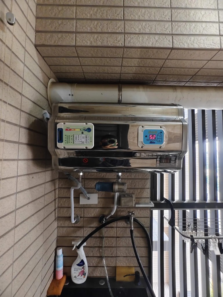 高雄鳳山瞬熱換ES1026H橫式加海爾T5除垢濾心