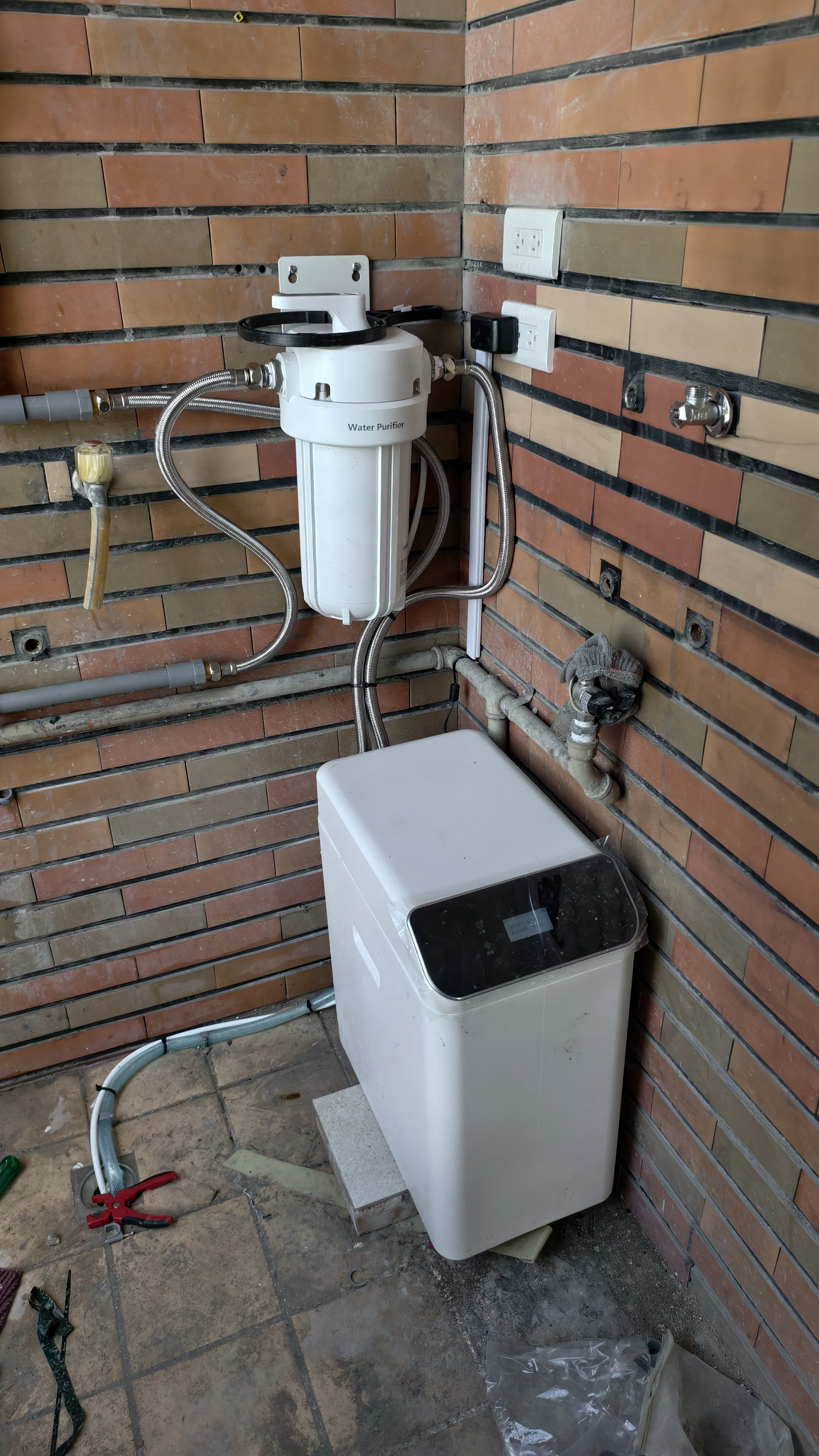 高雄海爾軟水機除氯罐全戶淨水