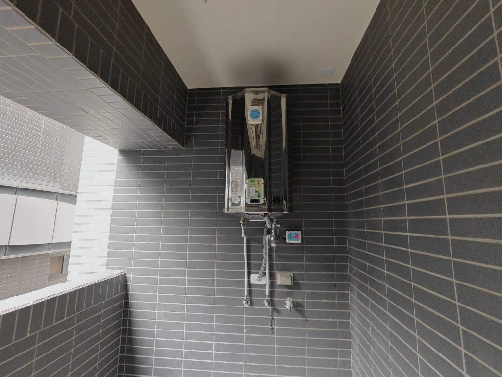 高雄楠梓四季心怡心牌ES2226T電子調溫型86L海爾T5除垢濾心