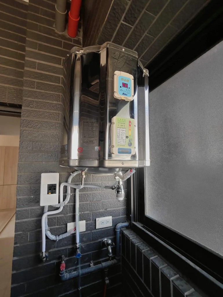 高雄三民新成屋怡心牌ES1426 54L電熱水器海爾T5除水垢濾心