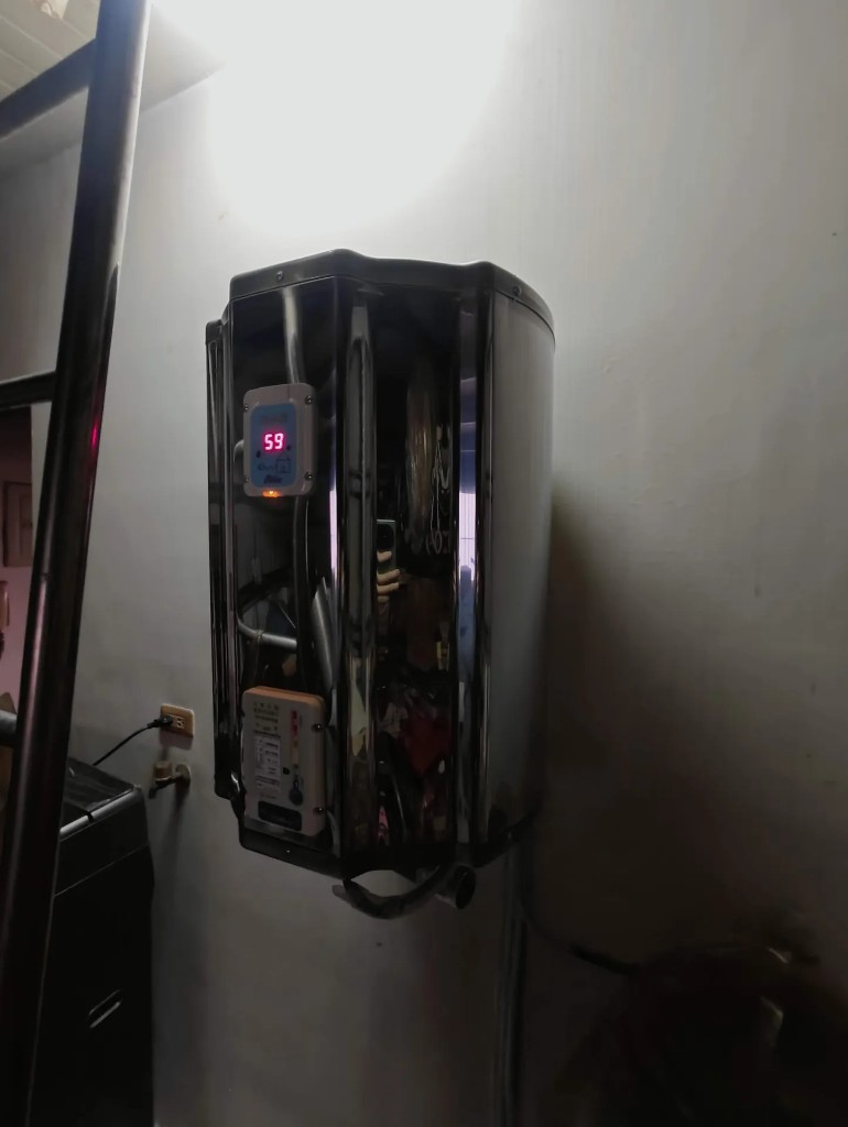 高雄三民透天怡心牌ES1826 70L連續洗澡不用等海爾除垢濾心