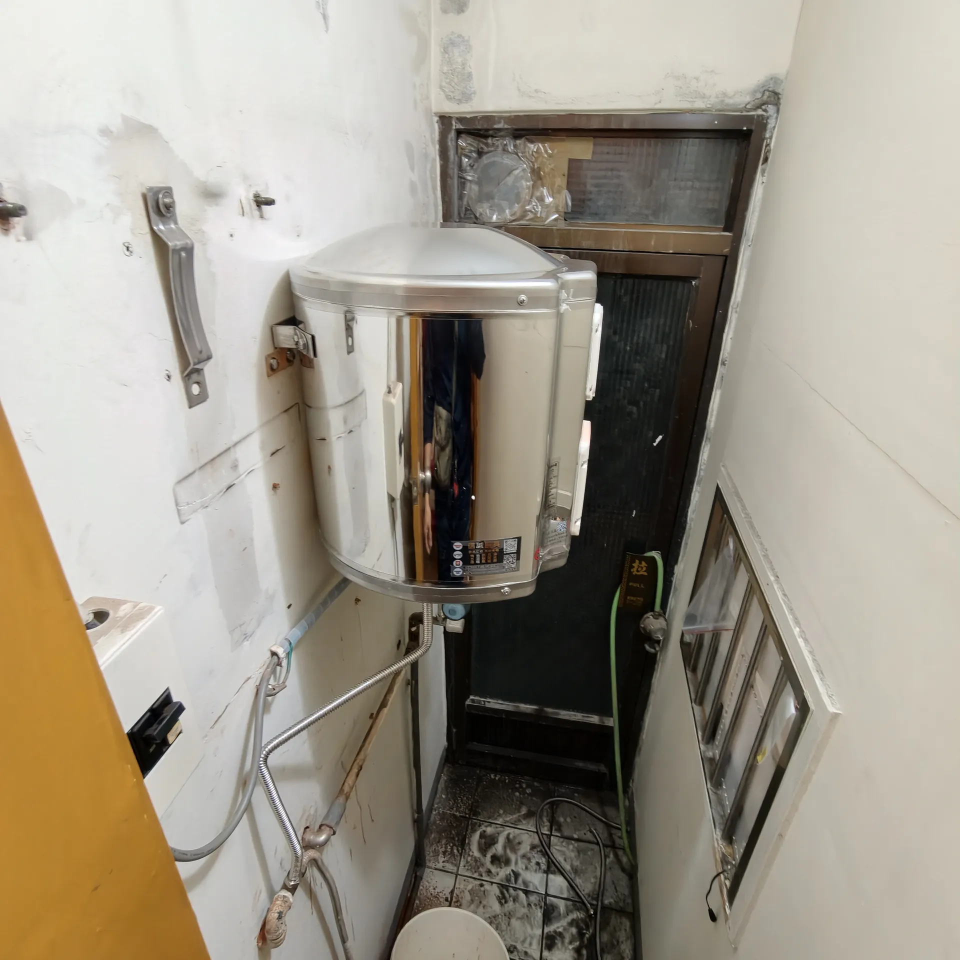 高雄左營櫻花15加侖換怡心牌ES626加除垢濾心